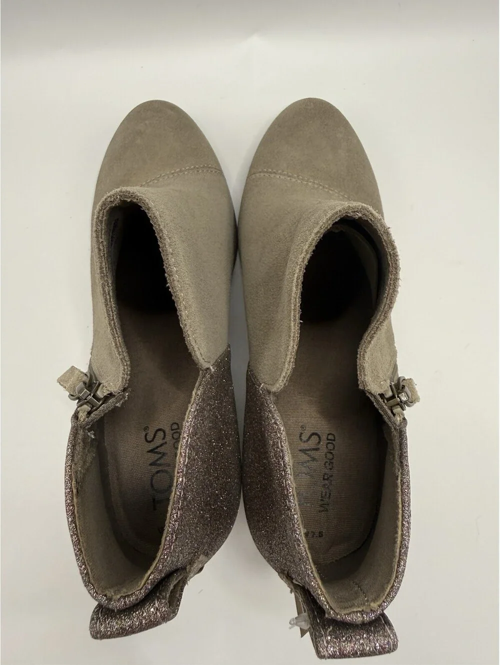 Toms goldie suede